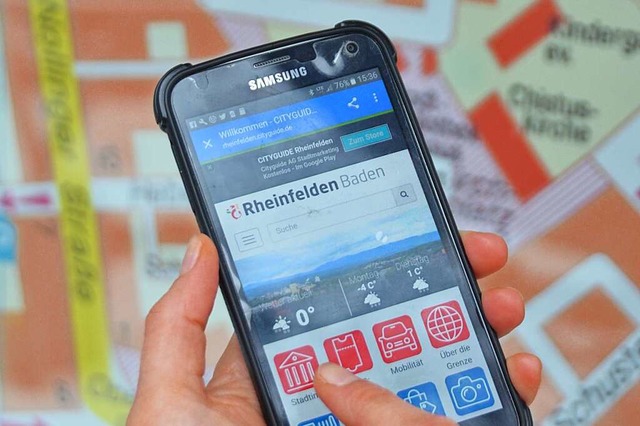 In Rheinfelden gibt es eine Umfrage zur City-App.  | Foto: Verena Pichler 