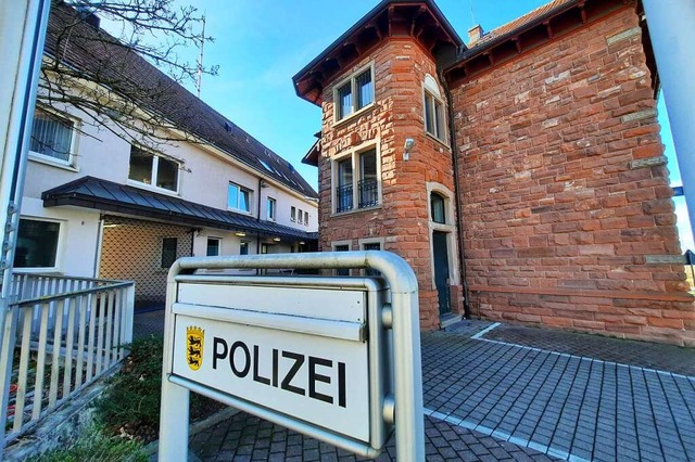 Das mehr als 120 Jahre alte Sandsteing...erungen der Weiler Polizei nicht mehr.  | Foto: Hannes Lauber