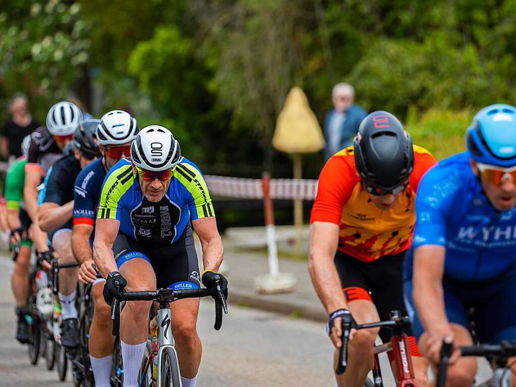 Zum 43. Mal fand das Radrennen in March-Holzhausen statt.  Die Sportlerinnen und Sportler gingen in verschiedenen Altersklassen an den Start.