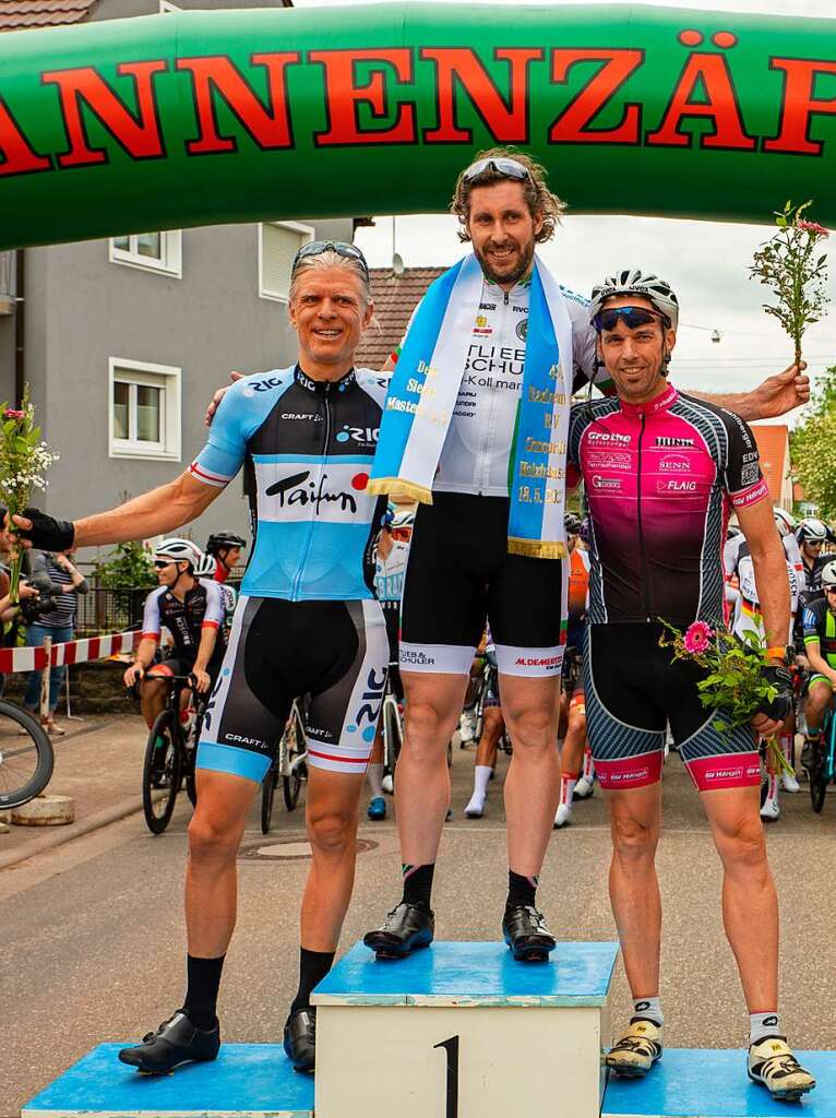 Zum 43. Mal fand das Radrennen in March-Holzhausen statt.  Die Sportlerinnen und Sportler gingen in verschiedenen Altersklassen an den Start.