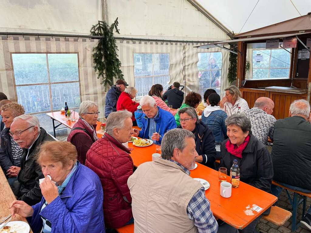 Mit einem Festakt wurde am Vatertag das 100-jhrige Bestehen der Feuerwehr in Horben gefeiert.