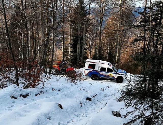 Einsatz im Schnee: Die Bergwacht unterwegs im Kandelwald (Februar 2022)  | Foto: Bergwacht Waldkirch