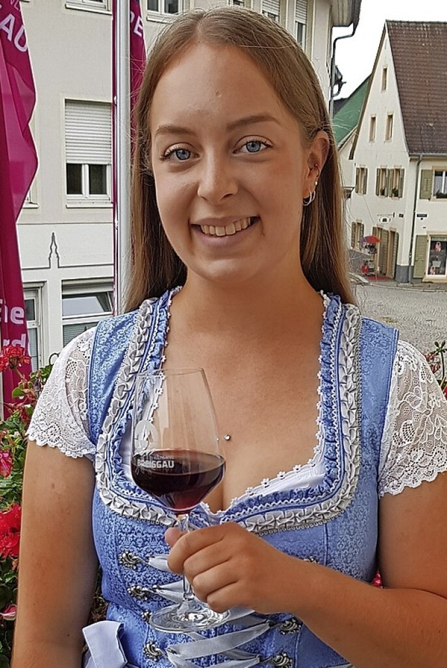 Carina Kratt, Breisgauer Weinprinzessi...8222;Weinkultur&#8220; nach Waldkirch.  | Foto: Gerhard Walser