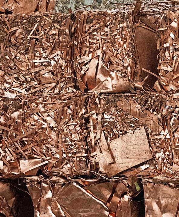 Kupferschrott zum Recyceln  | Foto: Christian Charisius (dpa)