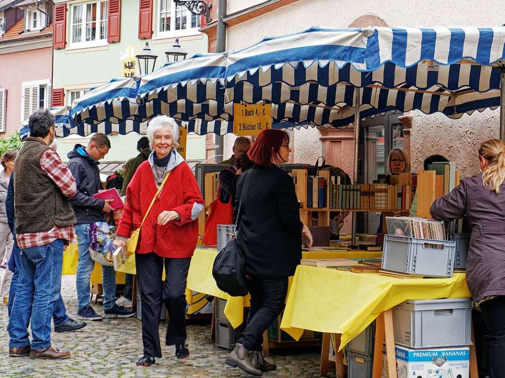 Schon am Samstag herrschte berraschend frh groer Andrang auf dem Markt.