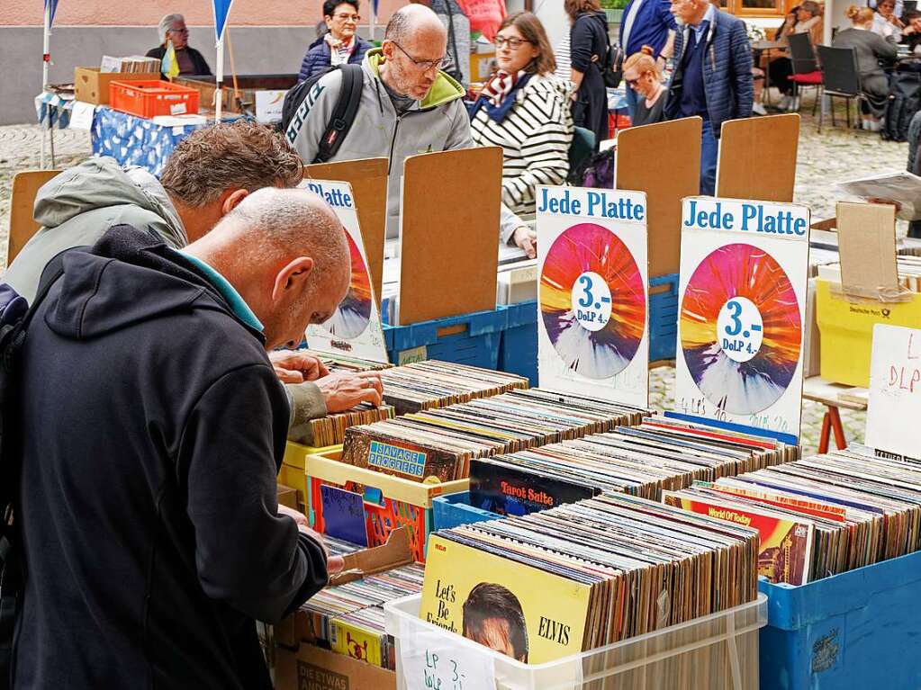 Mehr als nur Bcher: Lngst hat der Endinger Bchermarkt auch bei Musikfreunden seinen Stellenwert gefunden.