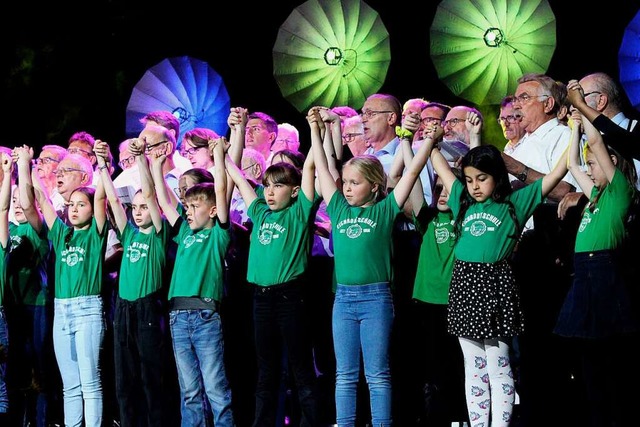 Der Projektchor des Polizeichors Lahr ...indern der Eichrodtschule aufgetreten.  | Foto: Reiner Beschorner