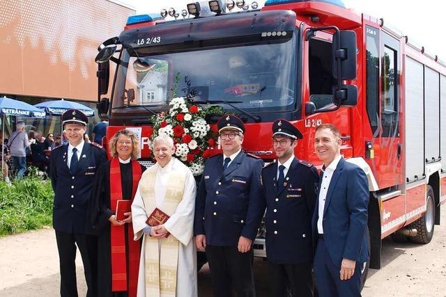 Oberbrgermeister lobt die Feuerwehr in Lrrach-Brombach