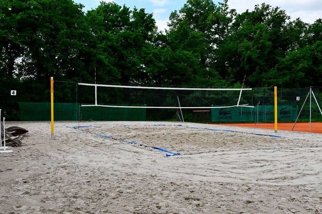 Die Multifunktions-Sandplatz-Sportanla...schafft dem Verein neue Attraktivitt.  | Foto: Heinz und Monika Vollmar
