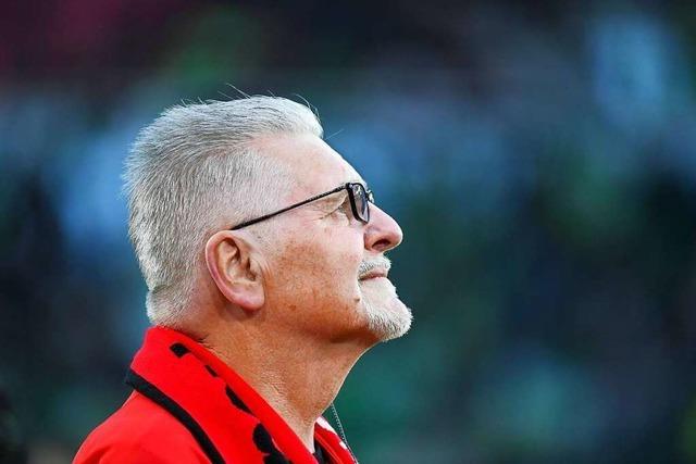 Nach 606 Spielen: SC-Freiburg-Stadionsprecher Claus Köhn hört auf