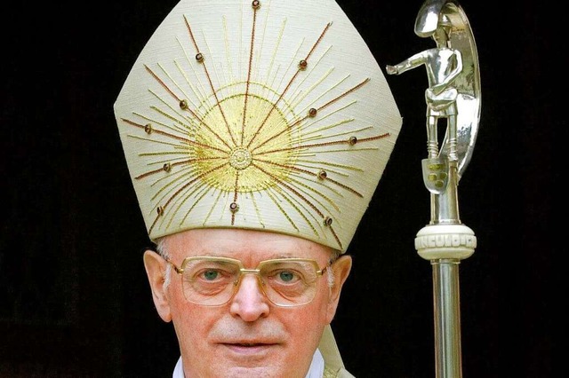 Der ehemalige Erzbischof von Freiburg,...steig auf. Er lebte von 1932 bis 2008.  | Foto: Rolf_Haid