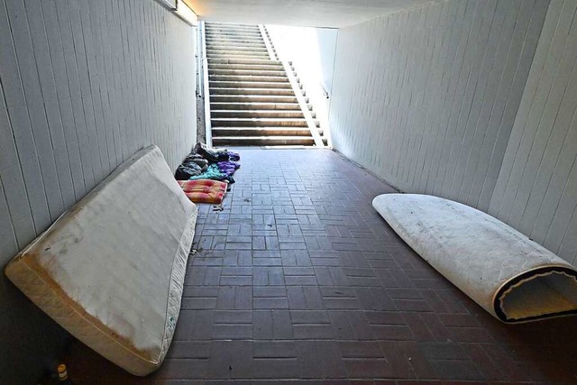 Schlafpltze von Obdachlosen in einer Unterfhrung  | Foto: Michael Bamberger