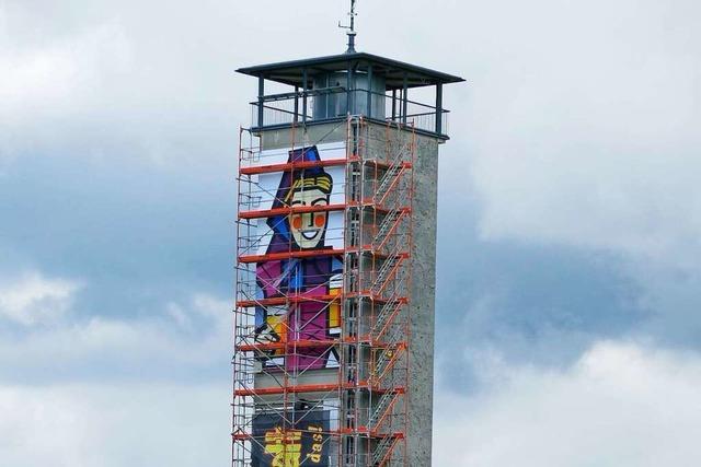 Bekannte Werbefigur am Rothaus-Zäpfle-Turm wird erneuert