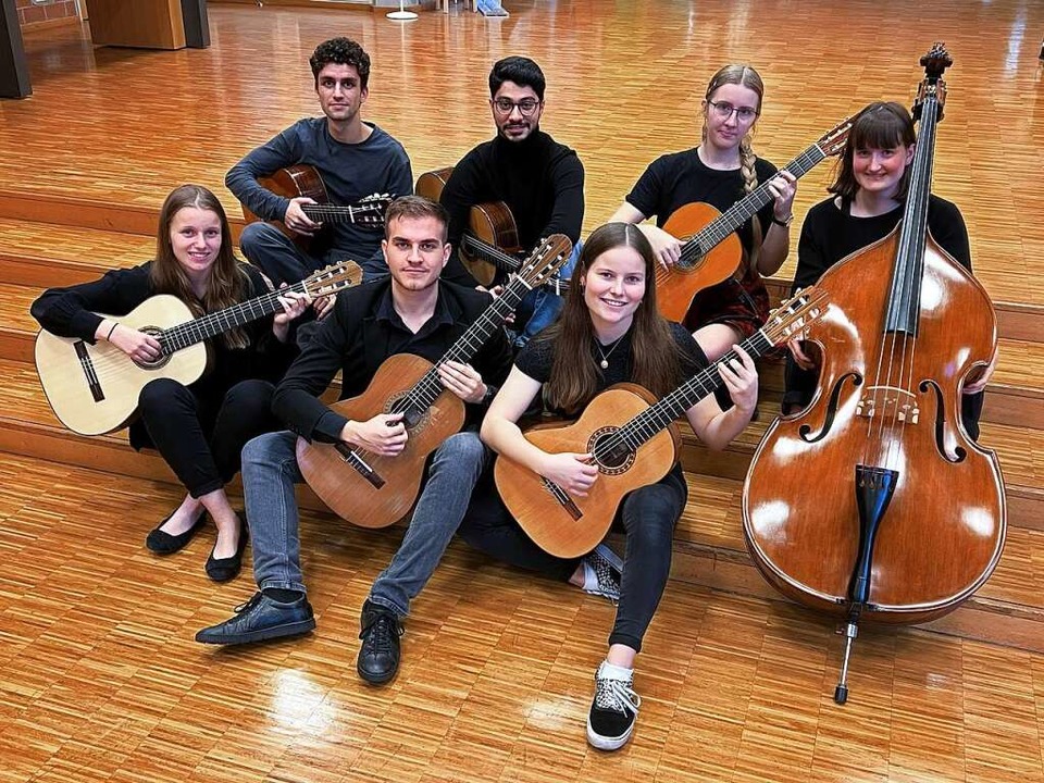 Das Ensemble Guitarras del Mundo spielt am 25. Juni in der Kulturscheune.  | Foto: Christian Reichert