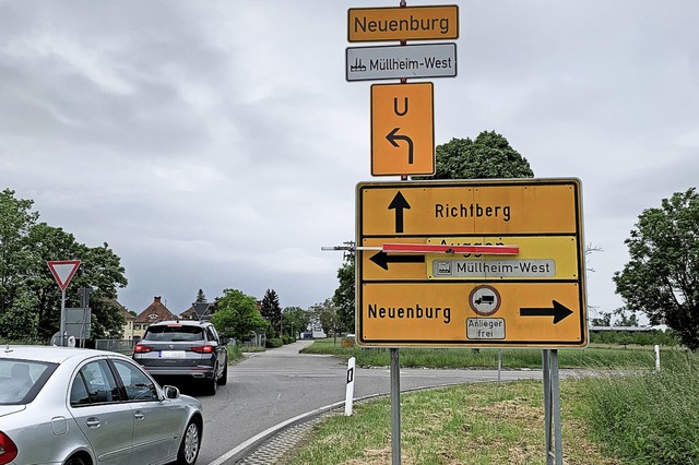 Wo bitte geht&#8217;s nach Neuenburg? ...n der Richtbergspange sind verwirrend.  | Foto: Simone Hhl