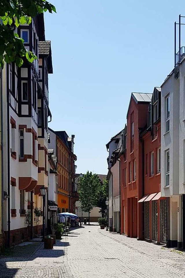 Blick in die leere Schlosserstrae in ...nstadt soll wieder attraktiver werden.  | Foto: Christian Kramberg