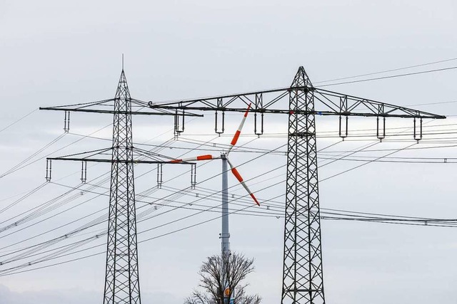 Strom und Gas werden etwas gnstiger &...bleiben jedoch auf einem hohen Niveau.  | Foto: Philipp von Ditfurth (dpa)