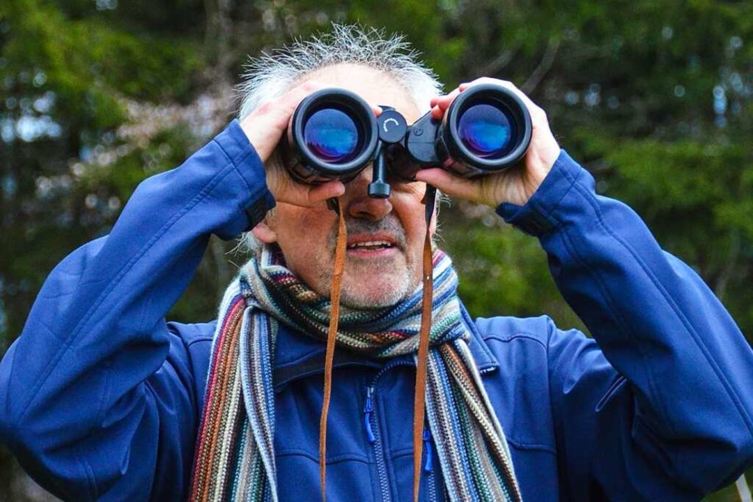 Wo sitzt der Vogel denn? Hren und schauen am frhen Morgen  | Foto: Gabriele Hennicke