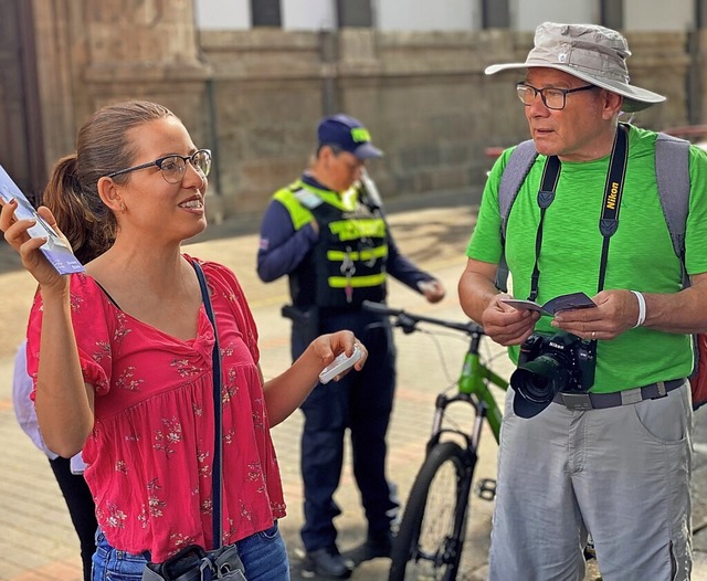 Stadtfhrerin Maria Jose Peralta zeigt...rtnerstadt Alajuela von allen Seiten.   | Foto: Mark Alexander