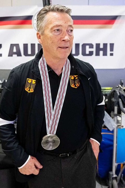Bundestrainer Harold Kreis nach der Siegerehrung  | Foto: Sven Hoppe (dpa)