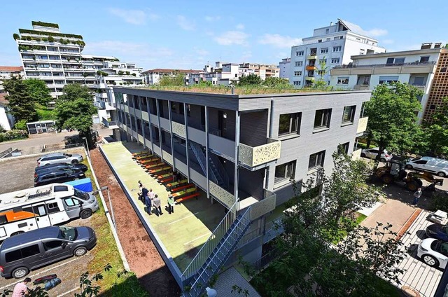 Der Aufbau auf dem Parkdeck an der Angelus-Silesius-Strae ist aus Holz.  | Foto: Thomas Kunz