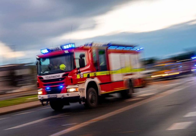 Der Gefahrgutzug des Untersttzungsber...u ist im Einsatz gewesen (Symbolbild).  | Foto: Lino Mirgeler