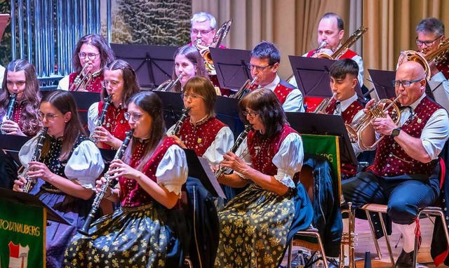 Die Trachtenkapelle Todtnauberg bei ihrer &#8222;Crime-Night&#8220;  | Foto: Paul Eischet