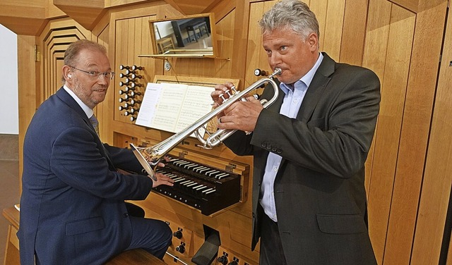 Der Trompeter Rudolf Mahni und der Org...in der Stadtkirche in glnzender Form.  | Foto: Roswitha Frey