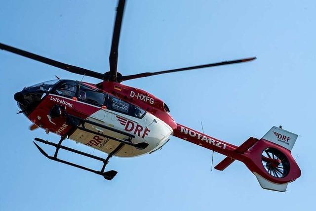 Unfall auf der A5: Verletzte muss mit Hubschrauber in Klinik gebracht werden