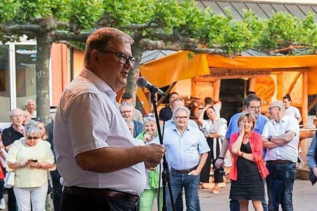 Joachim Schuster hat sich als Bürgermeister von Neuenburgs Bürgern verabschiedet