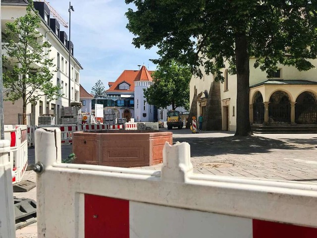Der Rathaus- und Kirchplatz soll demnchst fertig sein.  | Foto: Susanne Ehmann