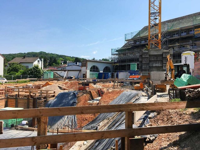 Der Bau der Heizzentrale fr die Fridolinschule in Stetten hat begonnen.  | Foto: Willi Adam