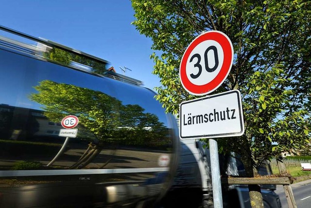 Tempo 30 gilt jetzt im Kollnauer Unterdorf den ganzen Tag.  | Foto: Felix Kstle (dpa)