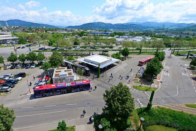 Bus, Bahn, Paketautomat, Leihrder, Ki...22;Mobilittsstation&#8220; entstehen.  | Foto: Ingo Schneider