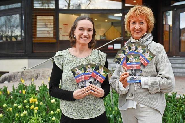 Das Kurhaus Titisee dominieren Komdien die neue Spielzeit