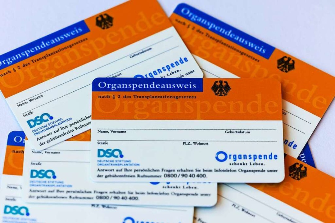 Am 3. Juni war Tag der Organspende. Di...as Bewusstsein fr das Thema schrfen.  | Foto: Rolf Vennenbernd (dpa)