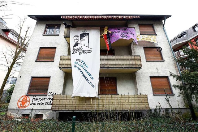 Leerstehende Huser sind in Freiburg auch schon mal besetzt worden.  | Foto: Thomas Kunz