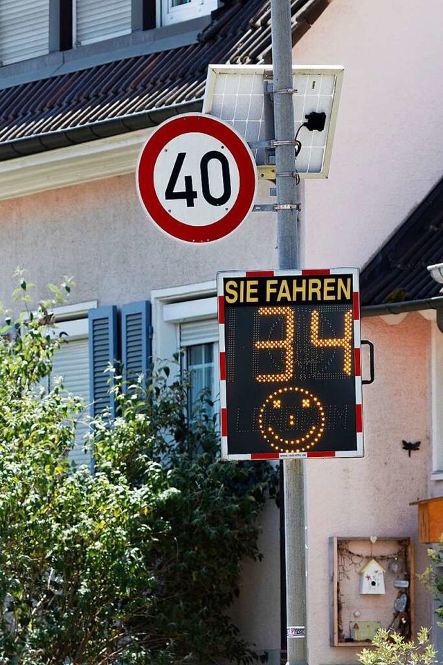 Wer sich an die Geschwindigkeitsbegren...nt, wie hier in der Btzinger Strae.   | Foto: Hubert Gemmert