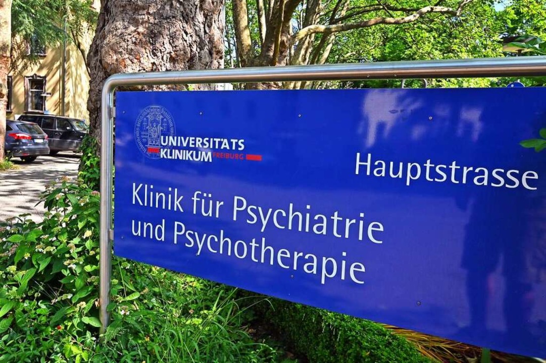 Viele Patientinnen und Patienten  wart...ychiatrie &#8211; und das kann dauern.  | Foto: Michael Bamberger
