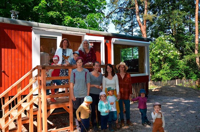 Der Waldkindergarten in Tannenkirch is...ks) mit Brgermeisterin Simone Penner.  | Foto: Kathryn Babeck