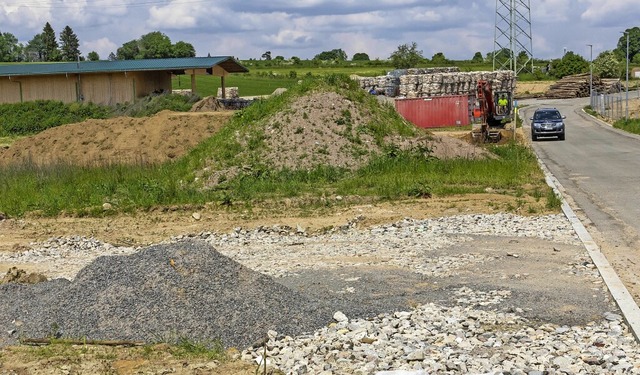 Im neuen Gewerbegebiet Grafenhausen si...udes sowie eine Lagerhalle fr Reifen.  | Foto: Wilfried Dieckmann