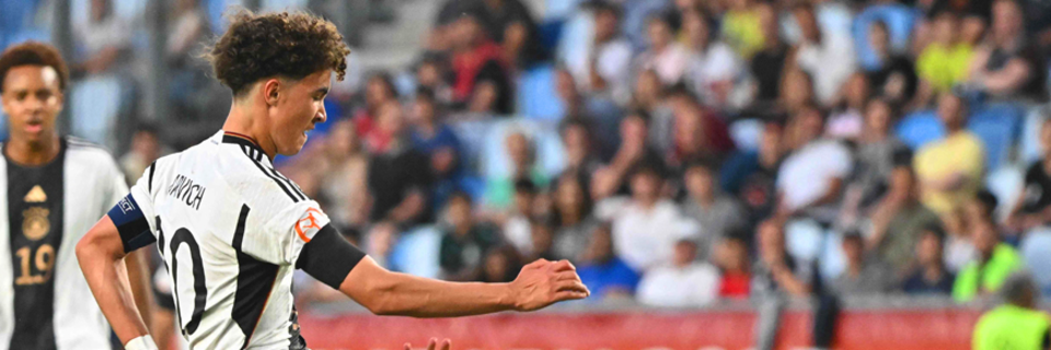 Der 16-jhrige Noah Darvich vom SC Freiburg steht im Fokus der groen Vereine