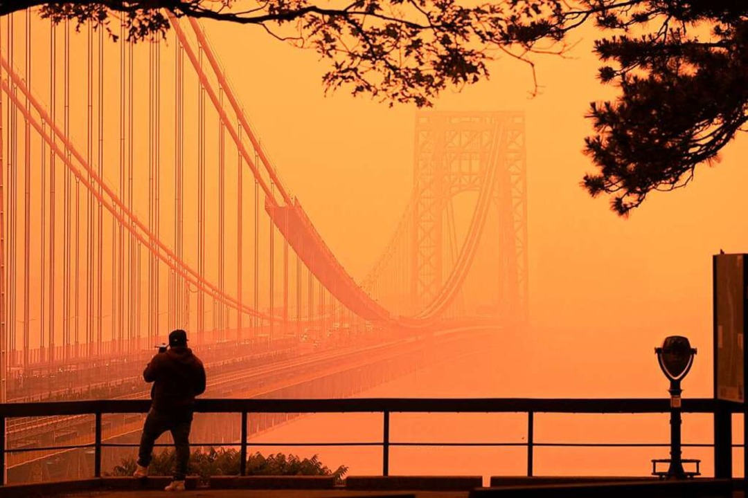 Smogalarm:  Rauchschleier New York  | Foto: Seth Wenig (dpa)