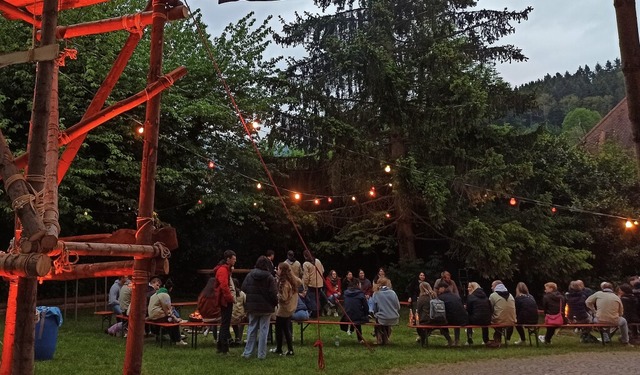 Alte und neue Pfadfinder kamen im Schaulager um Sankt Margarethen zusammen.   | Foto: Pfadfinder