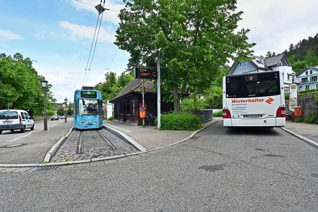 Der barrierefreie Umbau einer Haltestelle in Freiburg-Günterstal stößt auf Kritik