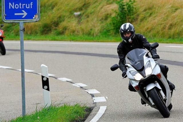 18 Motorradfahrer halten sich nicht an das Fahrverbot auf der Schauinslandstrecke