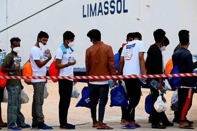 Faeser will Asylreform nachbessern, lehnt aber Grenzkontrollen innerhalb der EU ab