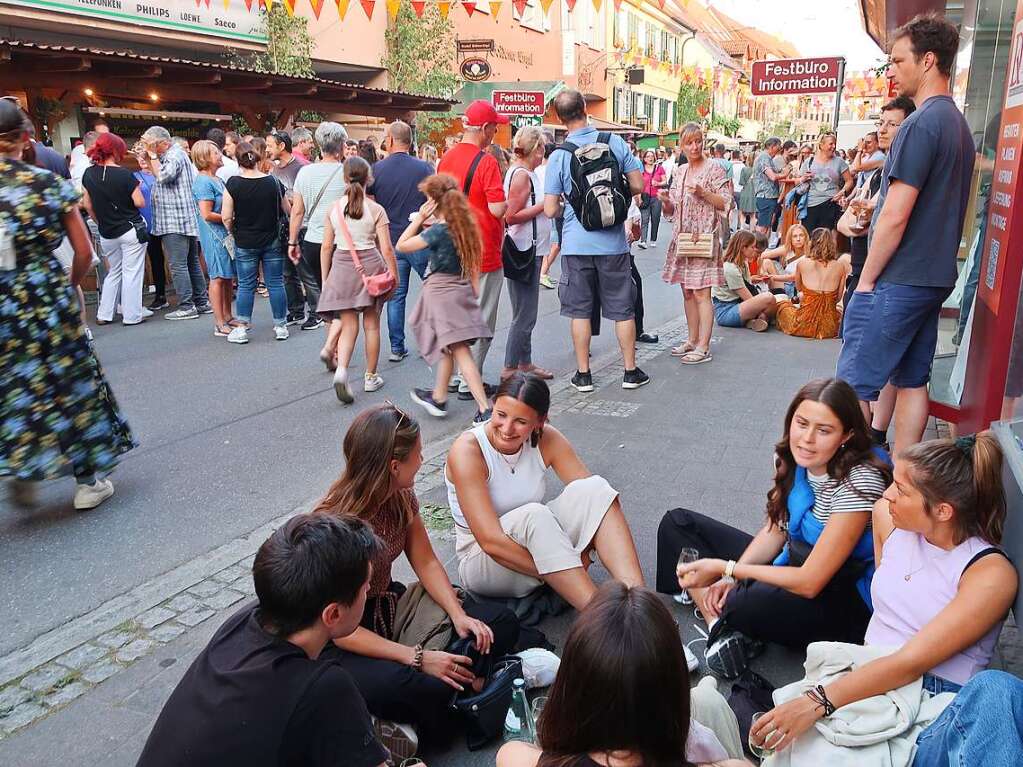 Von Freitag bis Montag wird sich in Ihringen zugeprostet.