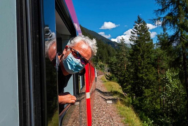 Eigentlich nicht so schwierig zu befol...kenpflicht im Nahverkehr. (Symbolbild)  | Foto: Wilhelm Mierendorf via www.imago-images.de