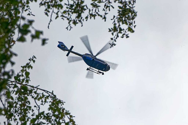 Mit dem Hubschrauber suchte die Polizei nach dem Vermissten.  | Foto: Ruth Seitz